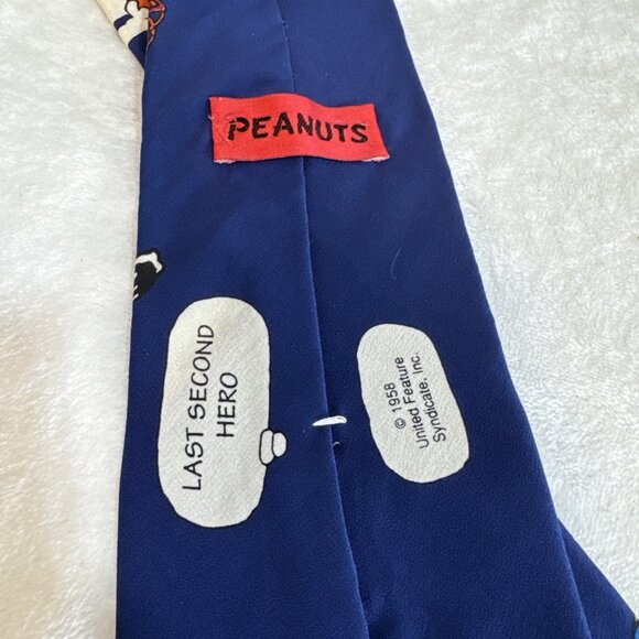Peanuts Snoopy Necktie 100% Silk‎ Basketball Hoops Navy blue The Second Hero - Picture 3 of 5